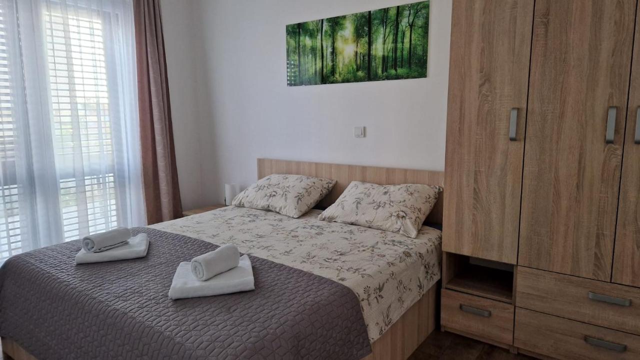 Villa Toni Biograd Na Moru Buitenkant foto